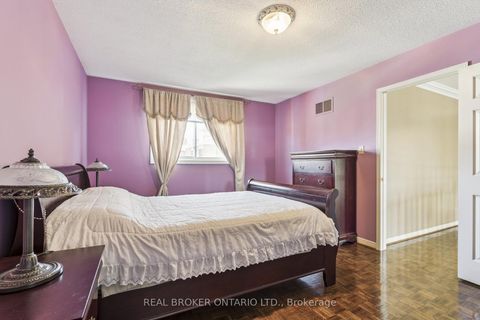 Photo 28 at 435 Aberdeen Avenue, East Woodbridge, Vaughan