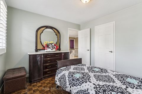 Photo 31 at 435 Aberdeen Avenue, East Woodbridge, Vaughan