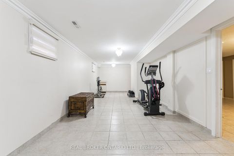 Photo 40 at 435 Aberdeen Avenue, East Woodbridge, Vaughan