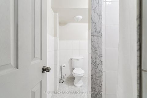 Photo 41 at 435 Aberdeen Avenue, East Woodbridge, Vaughan