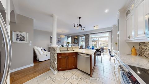 Photo 13 at 85 Longwood Avenue, Oak Ridges, Richmond Hill
