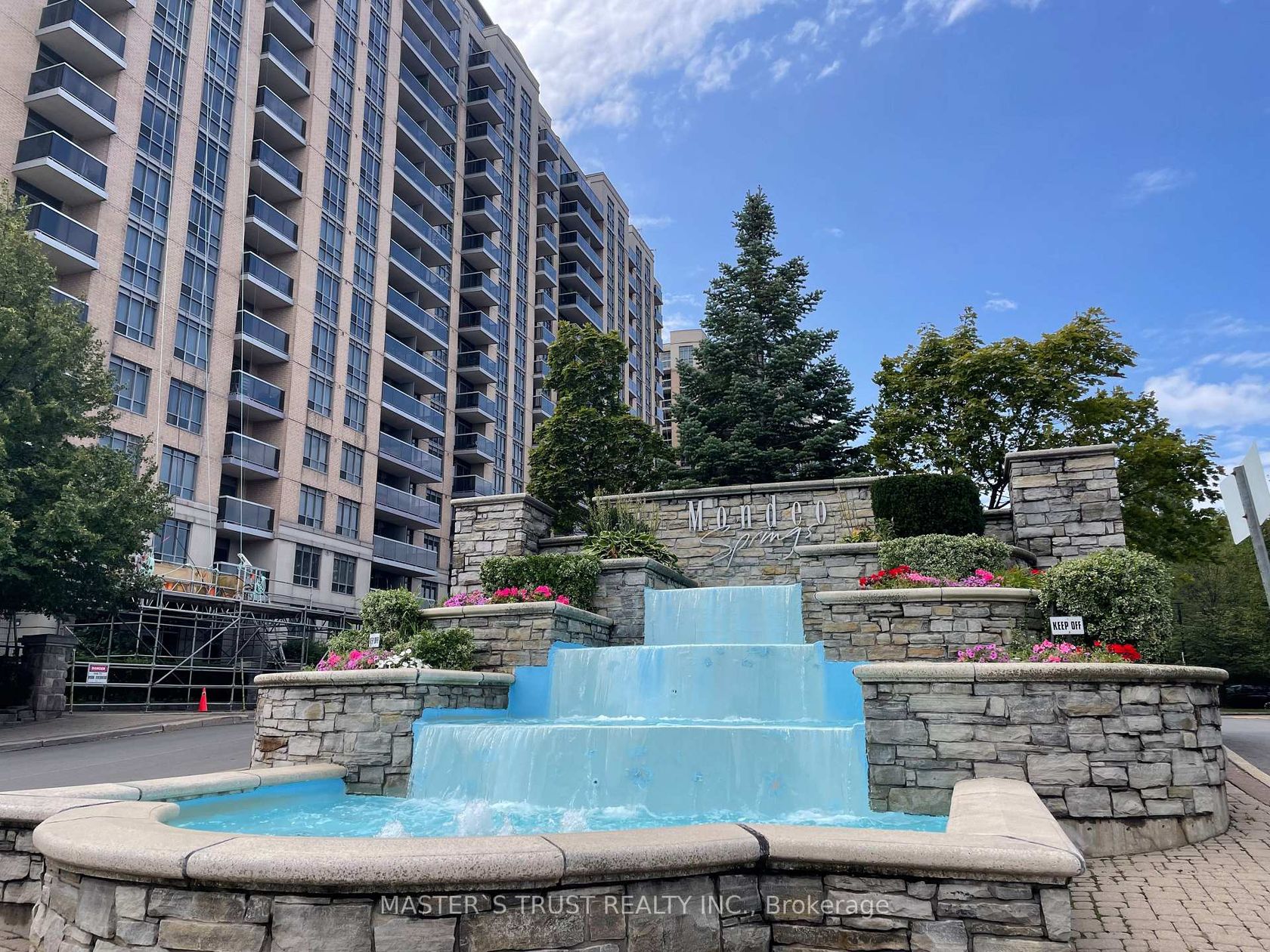 909 - 8 Mondeo Drive, Dorset Park, Toronto 