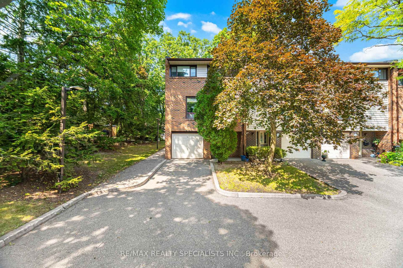 74 - 2020 South Millway, Erin Mills, Mississauga 
