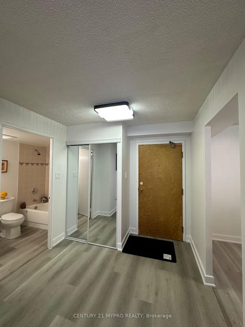 Photo 8 at 517 - 3050 Ellesmere Road, Morningside, Toronto