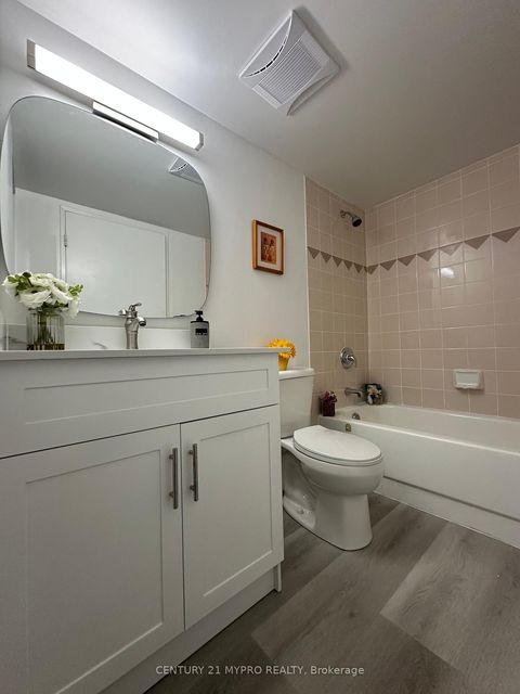 Photo 11 at 517 - 3050 Ellesmere Road, Morningside, Toronto