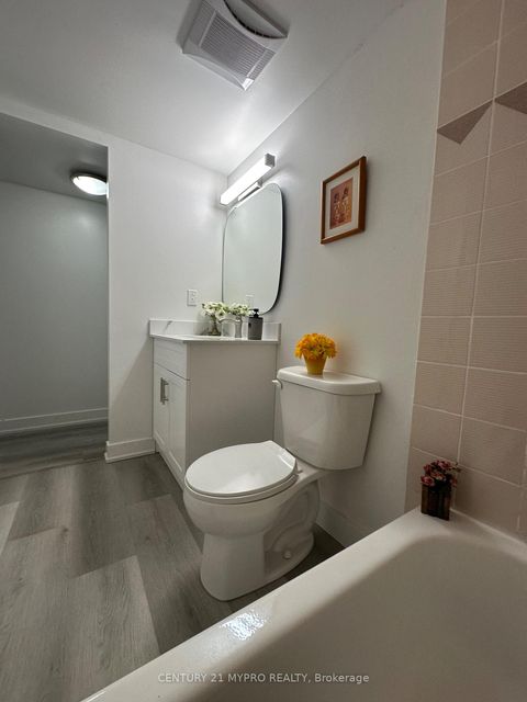 Photo 14 at 517 - 3050 Ellesmere Road, Morningside, Toronto