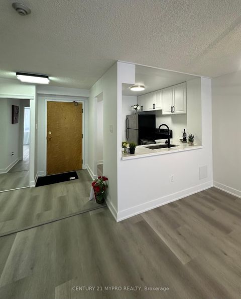 Photo 17 at 517 - 3050 Ellesmere Road, Morningside, Toronto