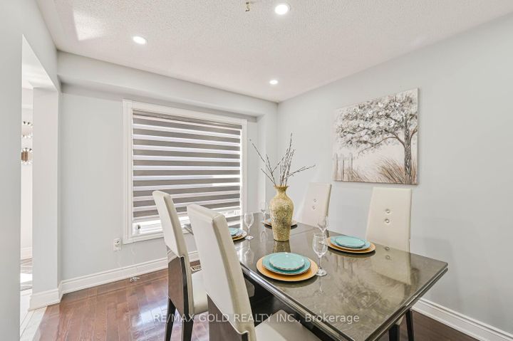 Photo 10 at 101 Beaconsfield Avenue, Fletcher's West, Brampton