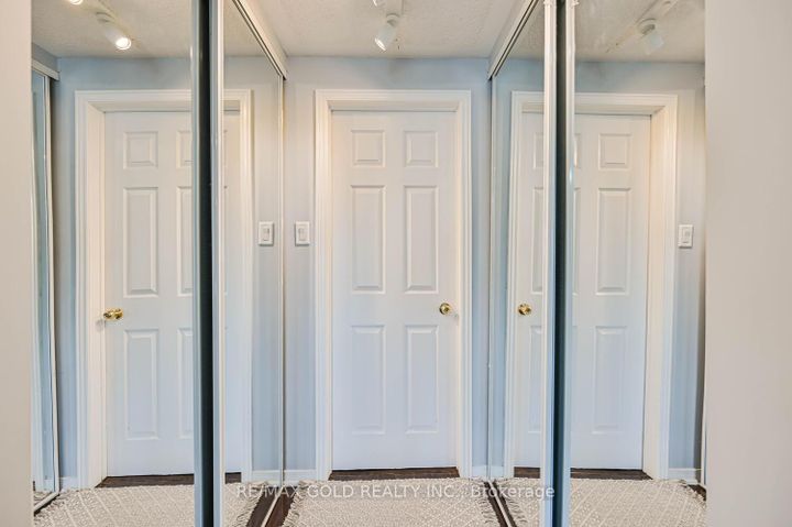 Photo 29 at 101 Beaconsfield Avenue, Fletcher's West, Brampton