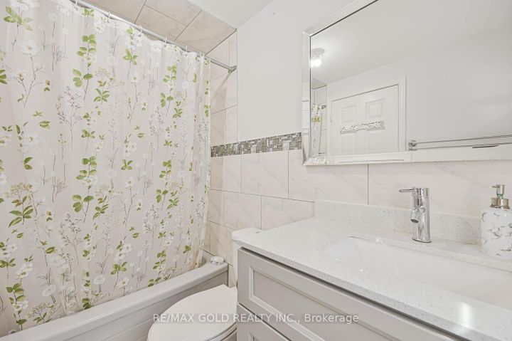 Photo 31 at 101 Beaconsfield Avenue, Fletcher's West, Brampton