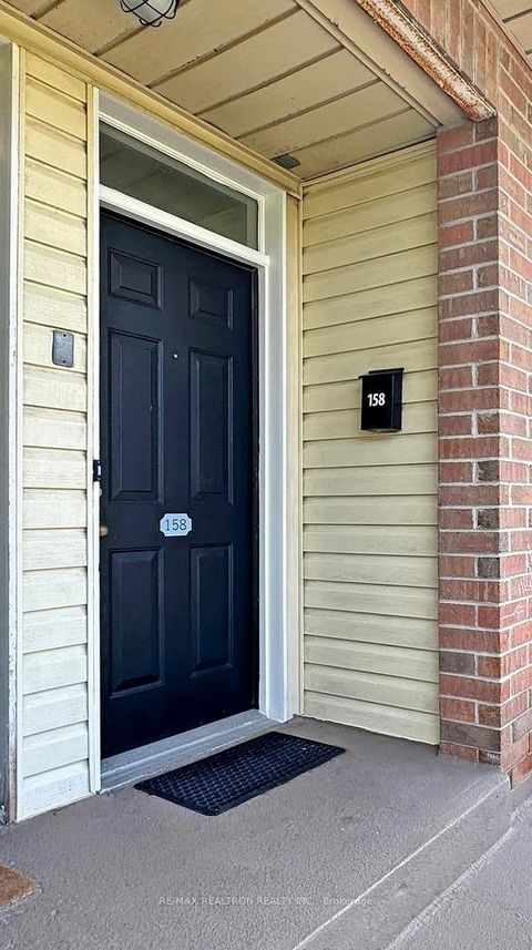 Photo 3 at 158 - 760 Lawrence Avenue W, Glen Park, Toronto
