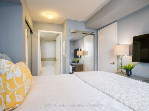 Photo 14 at 313 - 295 Adelaide Street W, Waterfront Communities C1, Toronto