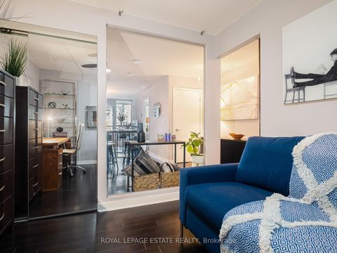 Photo 23 at 313 - 295 Adelaide Street W, Waterfront Communities C1, Toronto