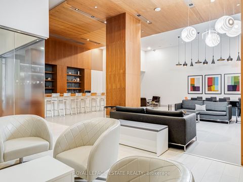 Photo 26 at 313 - 295 Adelaide Street W, Waterfront Communities C1, Toronto