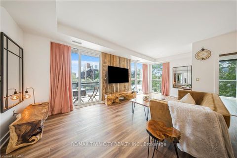 Photo 16 at 214 - 168 SABINA Drive, GO Glenorchy, Oakville