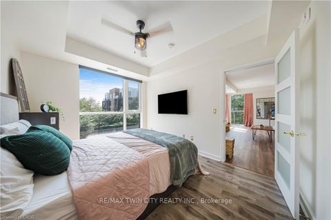 Photo 22 at 214 - 168 SABINA Drive, GO Glenorchy, Oakville