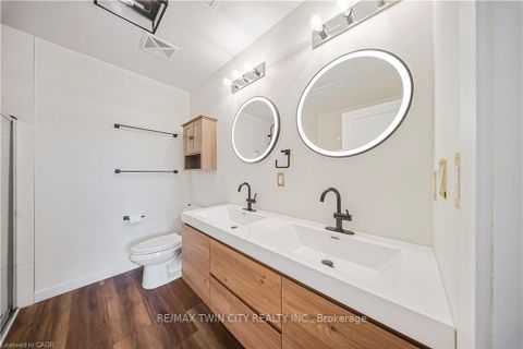 Photo 25 at 214 - 168 SABINA Drive, GO Glenorchy, Oakville