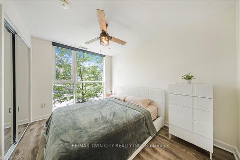 Photo 27 at 214 - 168 SABINA Drive, GO Glenorchy, Oakville