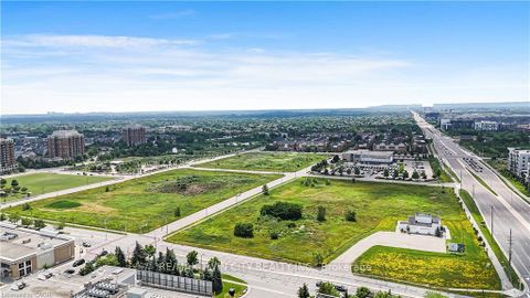 Photo 37 at 214 - 168 SABINA Drive, GO Glenorchy, Oakville