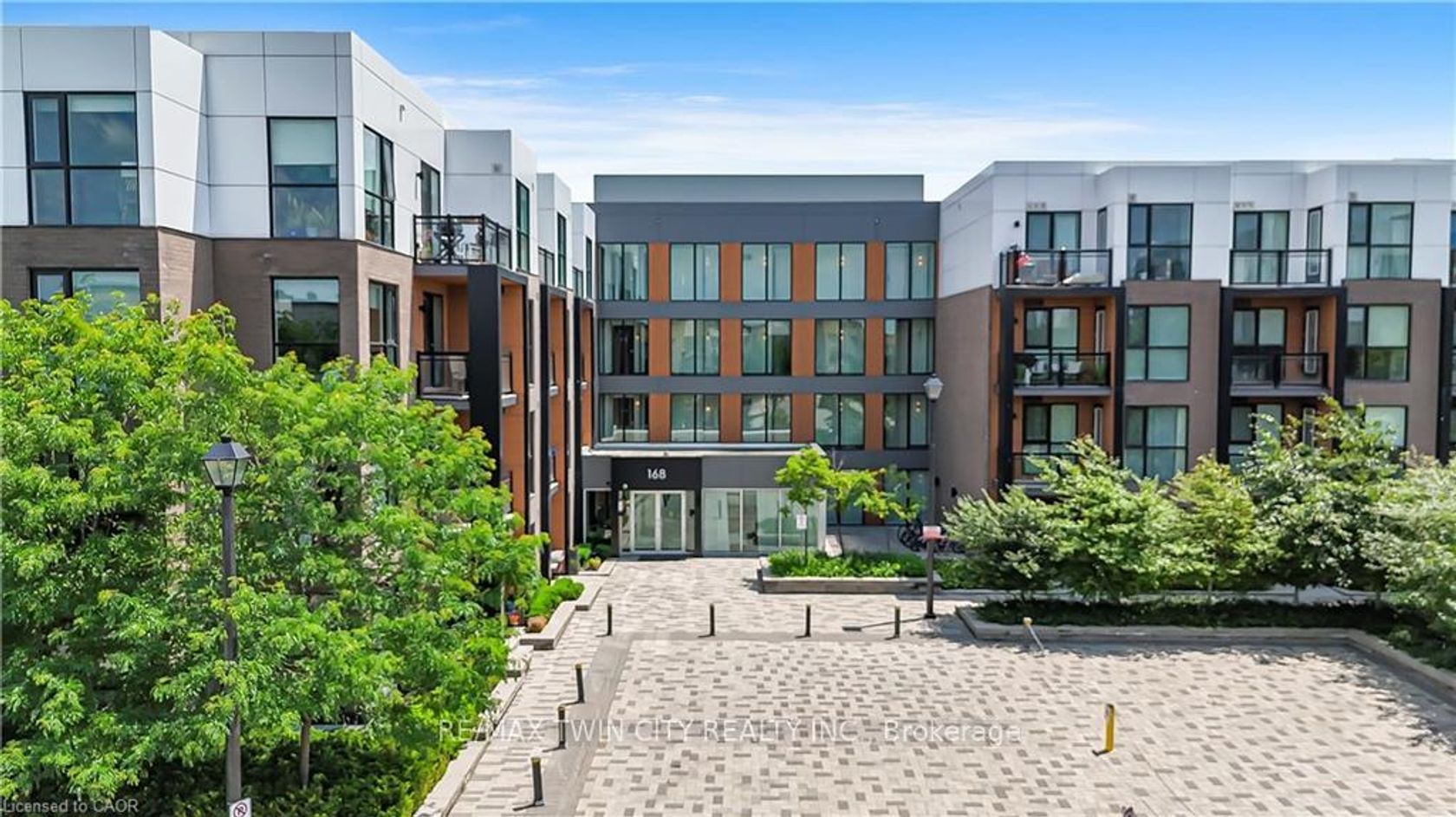 214 - 168 SABINA Drive, GO Glenorchy, Oakville 