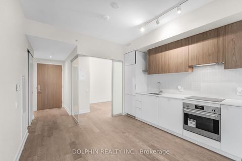 Photo 13 at 1007 - 161 Roehampton Avenue, Mount Pleasant West, Toronto