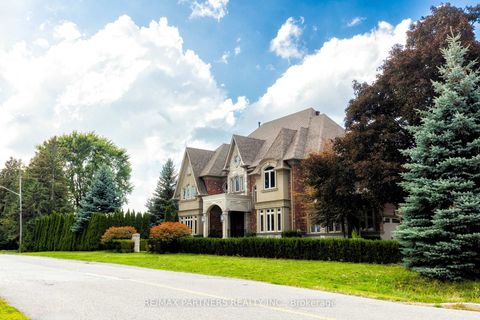 Photo 1 at 68 Maple Grove Avenue, Oak Ridges, Richmond Hill