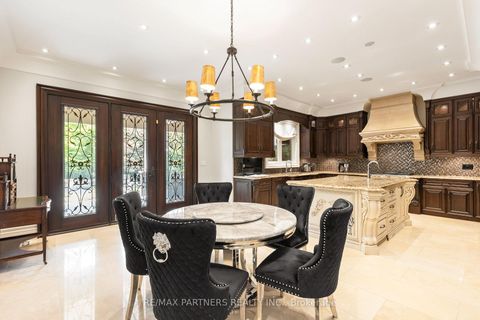 Photo 11 at 68 Maple Grove Avenue, Oak Ridges, Richmond Hill