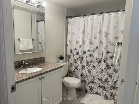 Photo 9 at 812 - 185 Oneida Crescent, Langstaff, Richmond Hill