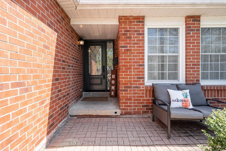 Photo 2 at 81 Philosopher's Trail, Northgate, Brampton