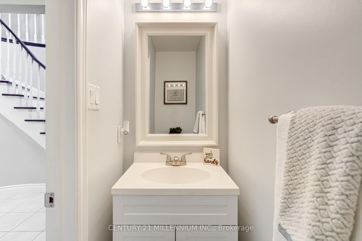 Photo 15 at 81 Philosopher's Trail, Northgate, Brampton