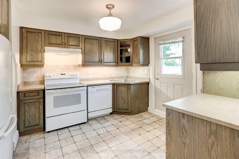 Photo 21 at 93 Medland Crescent, High Park North, Toronto