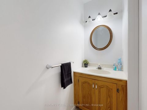 Photo 12 at 22 - 341 Military Trail, Morningside, Toronto