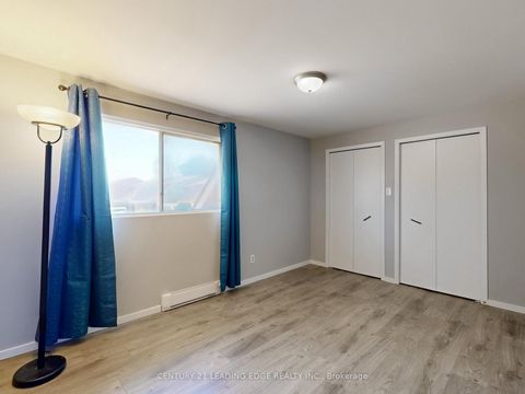 Photo 16 at 22 - 341 Military Trail, Morningside, Toronto