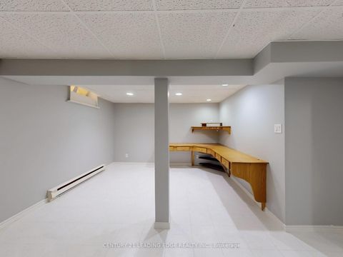 Photo 32 at 22 - 341 Military Trail, Morningside, Toronto