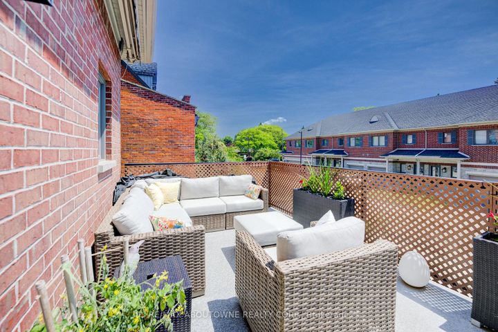 Photo 12 at 7 - 44 Flamboro Street, Waterdown, Hamilton