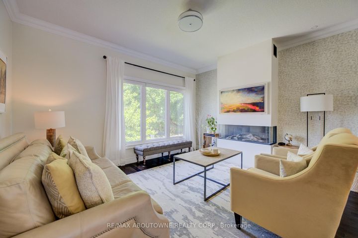 Photo 17 at 7 - 44 Flamboro Street, Waterdown, Hamilton
