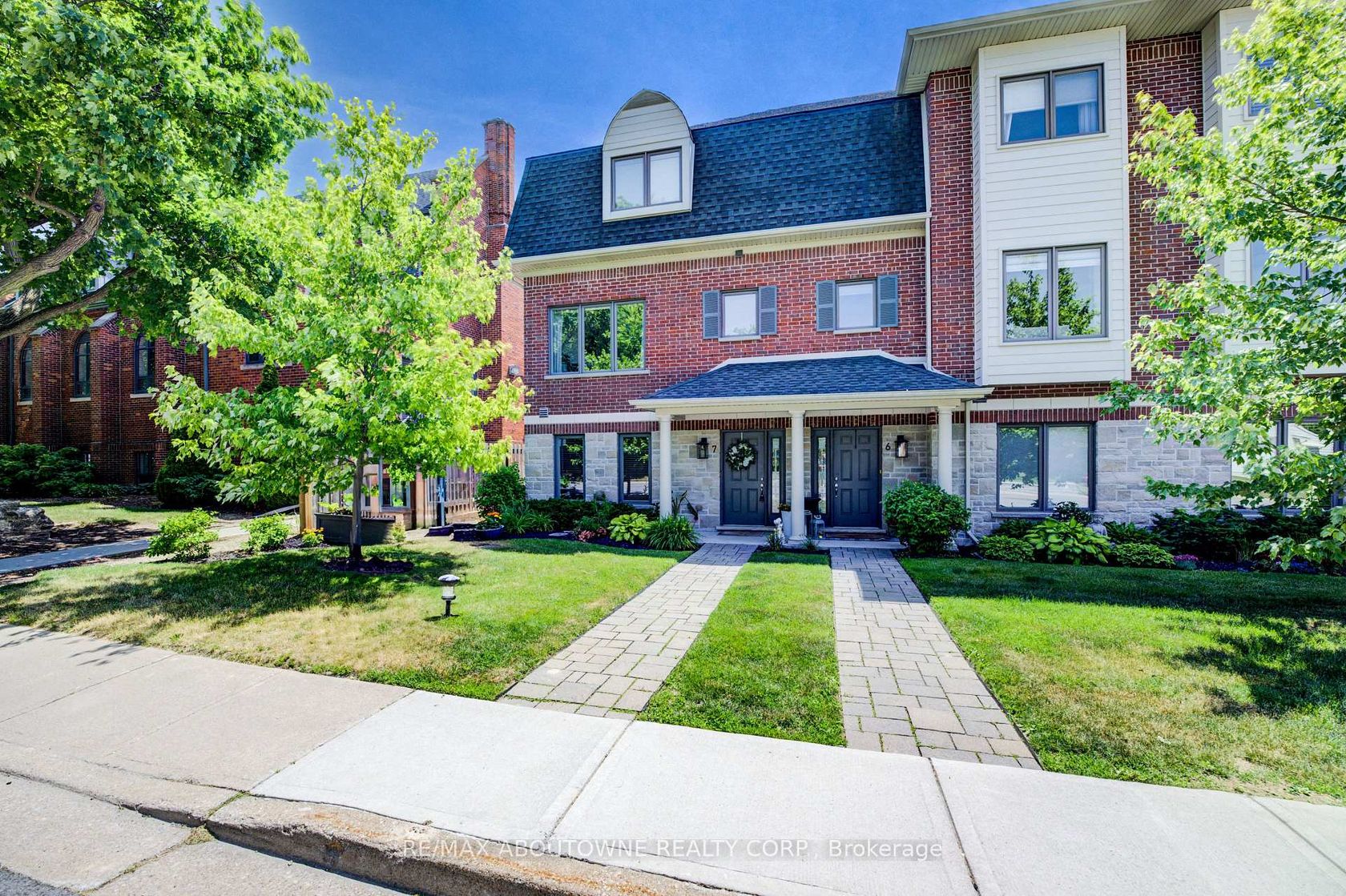 7 - 44 Flamboro Street, Waterdown, Hamilton 2