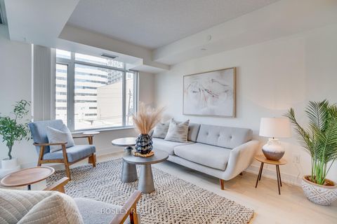 Photo 2 at 311 - 525 Adelaide Street W, Waterfront Communities C1, Toronto