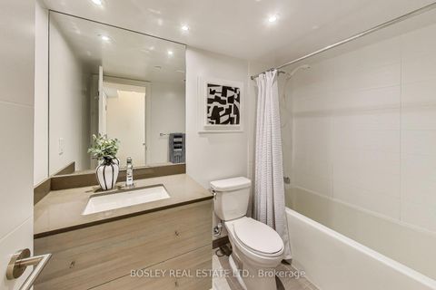 Photo 18 at 311 - 525 Adelaide Street W, Waterfront Communities C1, Toronto