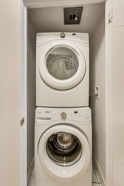 Photo 19 at 311 - 525 Adelaide Street W, Waterfront Communities C1, Toronto