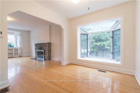 Photo 4 at 90 Arnold Avenue, Yorkhill, Vaughan