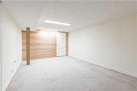Photo 15 at 90 Arnold Avenue, Yorkhill, Vaughan