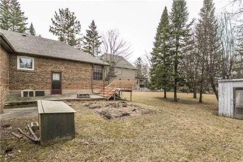 Photo 17 at 90 Arnold Avenue, Yorkhill, Vaughan