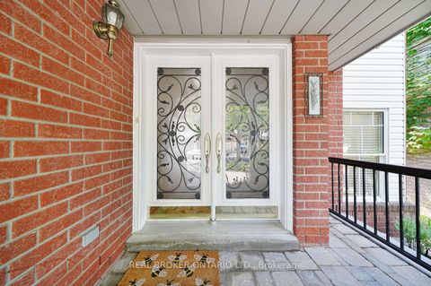 Photo 3 at 39 Woodroof Crescent, Bayview Wellington, Aurora