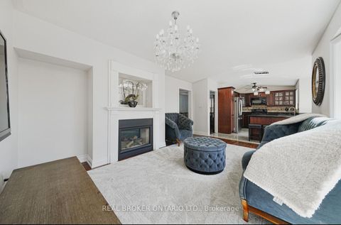 Photo 13 at 39 Woodroof Crescent, Bayview Wellington, Aurora