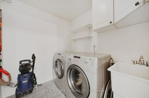 Photo 37 at 39 Woodroof Crescent, Bayview Wellington, Aurora