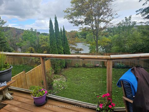 Photo 43 at 39 Woodroof Crescent, Bayview Wellington, Aurora