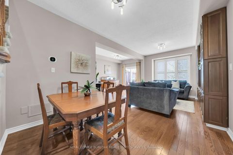 Photo 6 at 41 - 300 Ravineview Way, WC Wedgewood Creek, Oakville