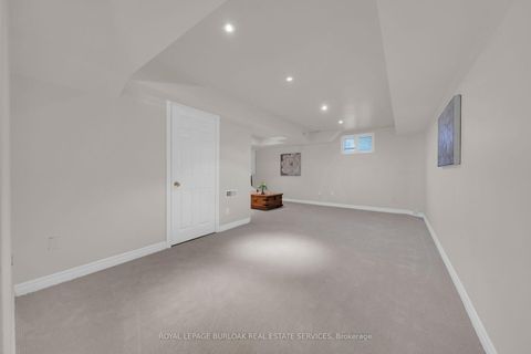 Photo 32 at 41 - 300 Ravineview Way, WC Wedgewood Creek, Oakville