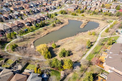 Photo 46 at 41 - 300 Ravineview Way, WC Wedgewood Creek, Oakville
